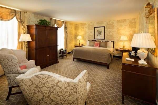 Williamsburg Inn Room photo